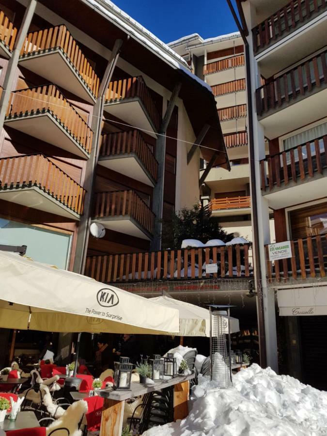 L'Atelier Du Temps - Appartamento Circe Courmayeur Exteriör bild